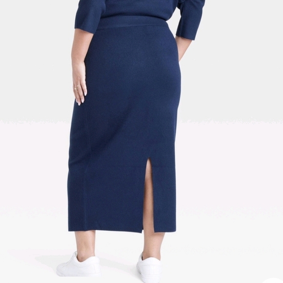 NWT- Target - A New Day - Cozy Knit Midi Sweater Skirt in Navy Blue XXL - Picture 2 of 9